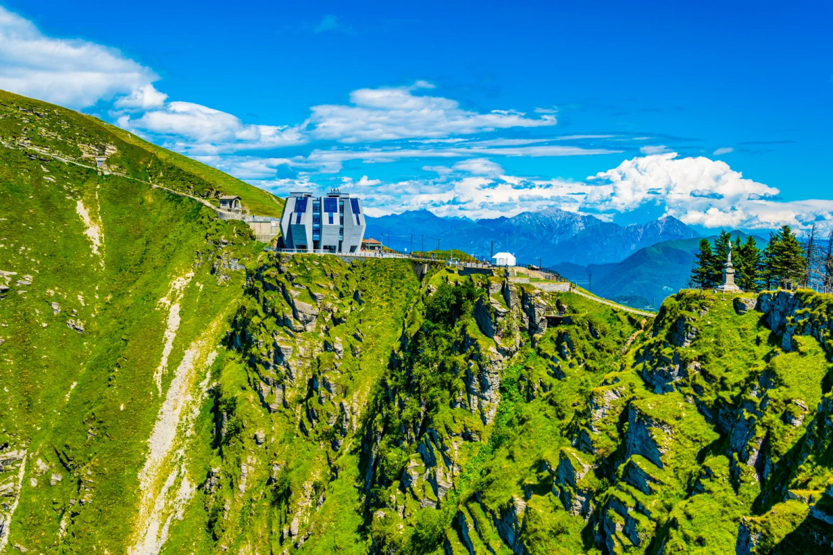 Fiore di Pietra na szczycie Monte Generoso